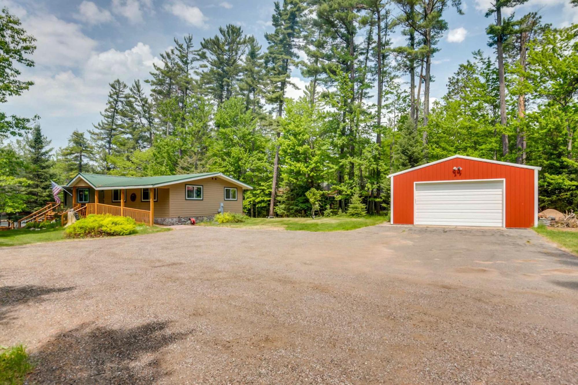 Waterfront Eagle River Home With Dock And Fire Pit! Kültér fotó